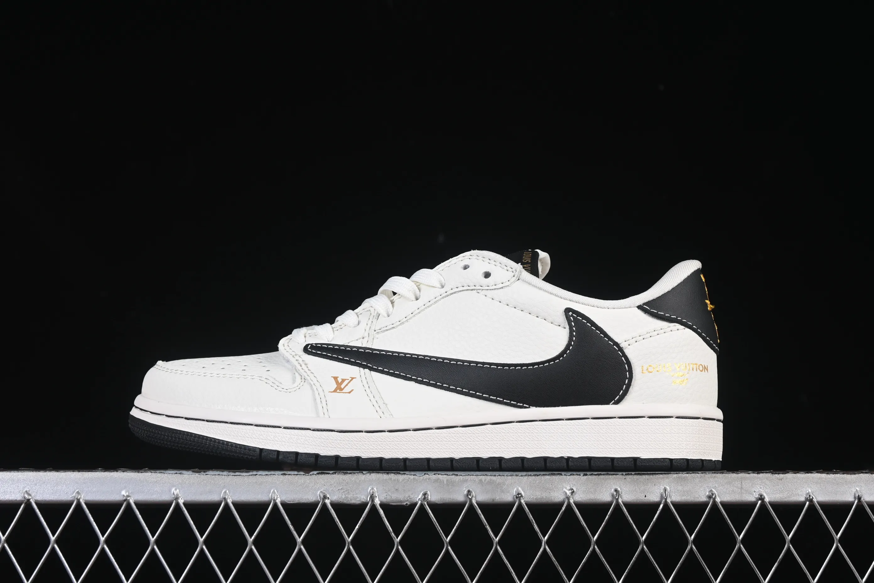 All categories Air Jordan Jordan series basketball shoes Air Jordan 1 Low High-end customized low-top sneakers Travis Scott x Fragment Design x Air Jordan 1 Low OG SP AJ1 Joe 1 LV joint beige and black gold label low-top cultural casual sneakers JW1188-144
